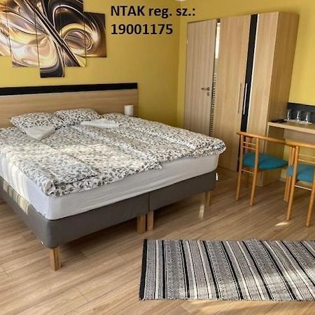 Romahegy Rendezvenyhaz Bed and Breakfast Kaposvár Exteriör bild