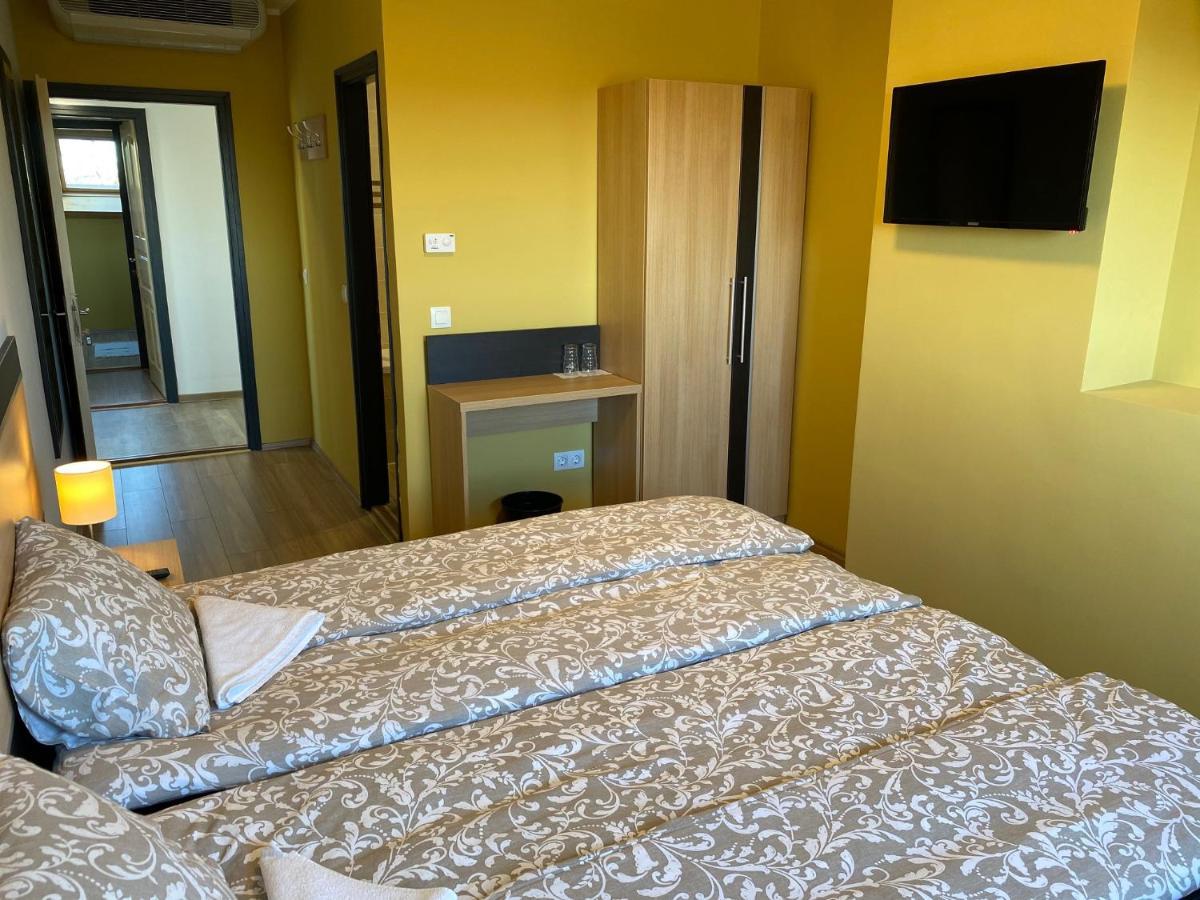 Romahegy Rendezvenyhaz Bed and Breakfast Kaposvár Exteriör bild